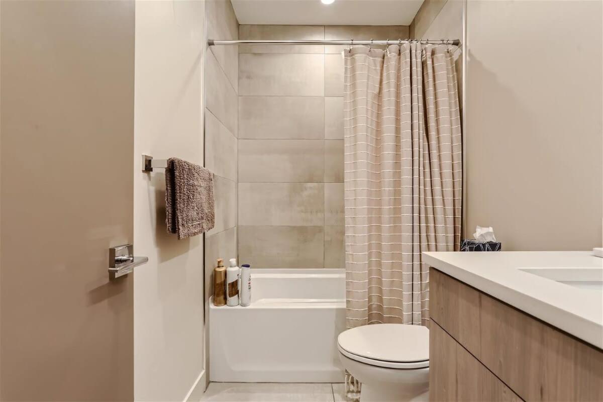 Serenity At Sloan'S 1-Br With A Modern Twist DEN Exterior photo