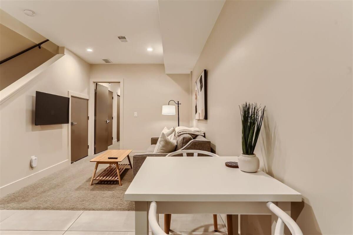 Serenity At Sloan'S 1-Br With A Modern Twist DEN Exterior photo