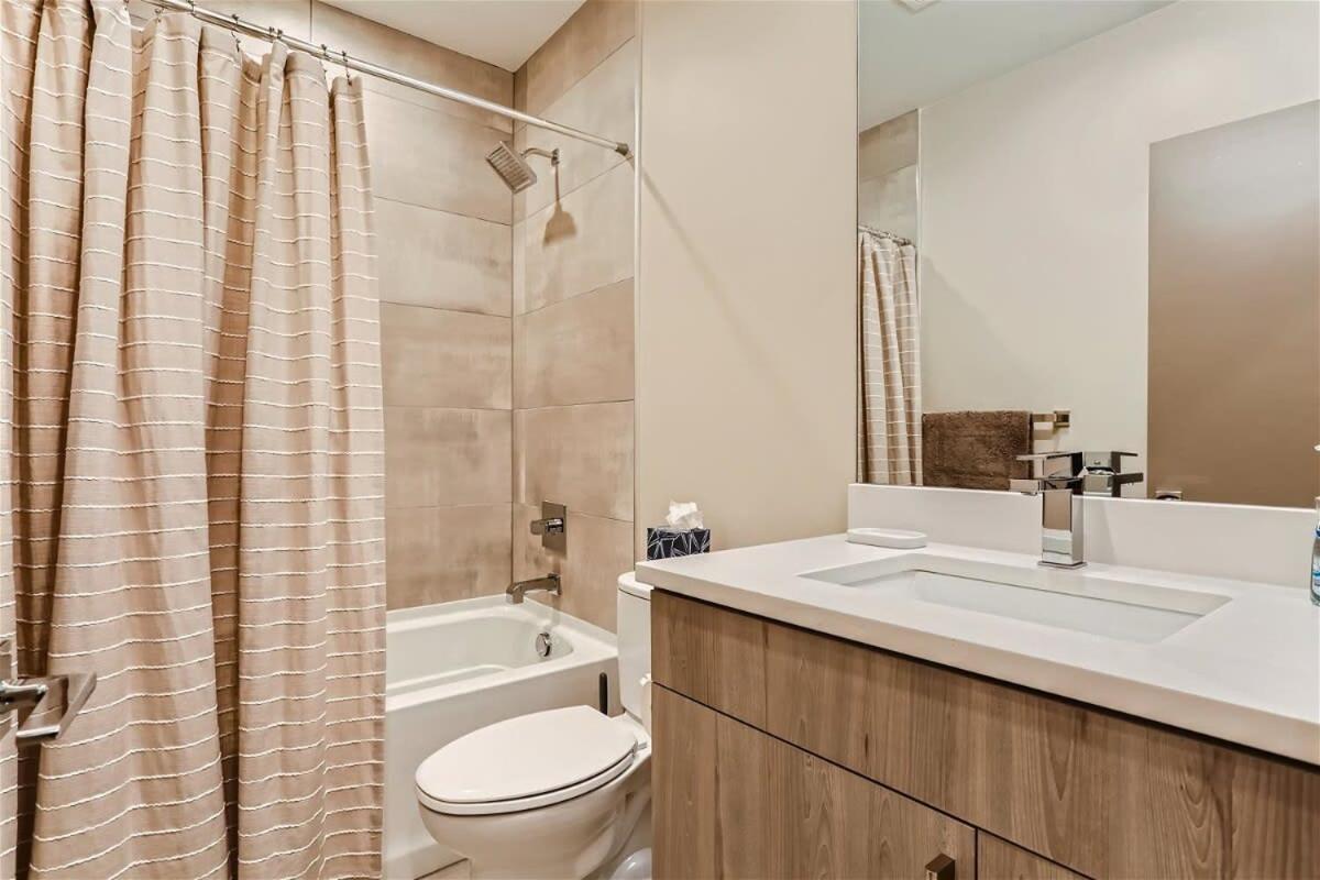 Serenity At Sloan'S 1-Br With A Modern Twist DEN Exterior photo