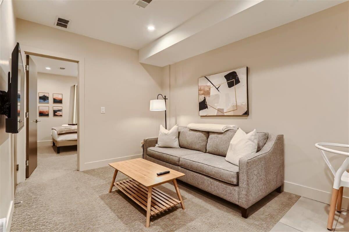Serenity At Sloan'S 1-Br With A Modern Twist DEN Exterior photo